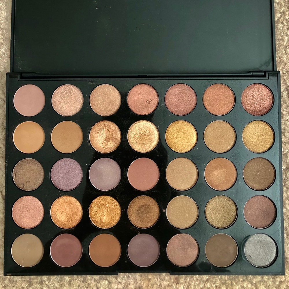Morphe eyeshadow palette
